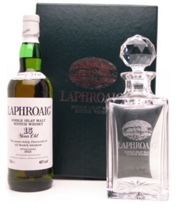 Laphroaig 15 år gammal With Crystal Decanter